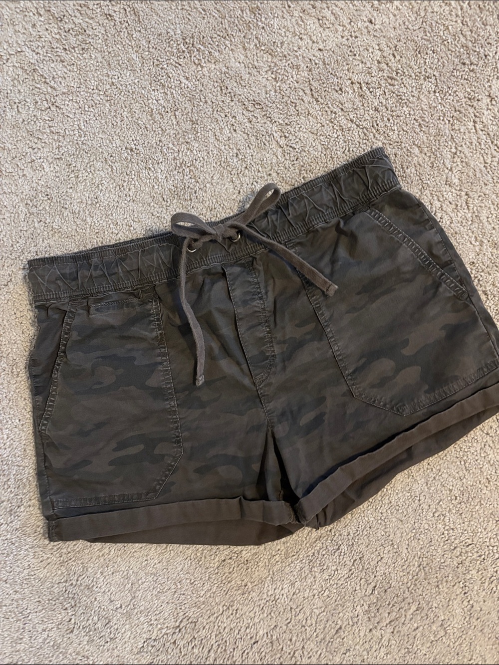 Pistola Camo Drawstring Women’s Shorts size M